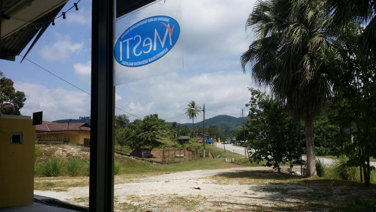 Kuntum Cottage Bed & Breakfast Kampung Tanjung Ipoh Exteriér fotografie